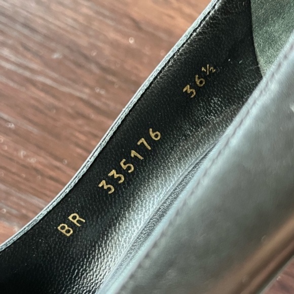 Saint Laurent Zip accent black and white heels/pumps - Picture 5 of 8